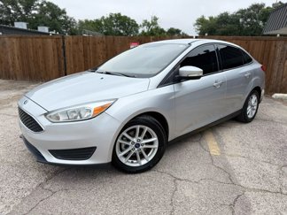 Used 2017 Ford Focus SE image 1