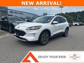 Used 2020 Ford Escape SEL image 1