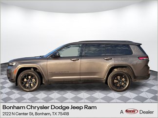 Used 2024 Jeep Grand Cherokee L Laredo image 1