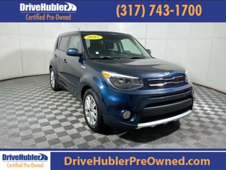 Used 2017 Kia Soul + image 1