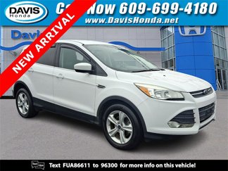 Used 2015 Ford Escape SE image 1