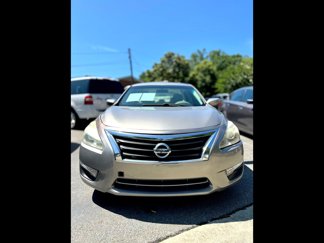 Used 2015 Nissan Altima 2.5 S w/ Display Audio Package image 1