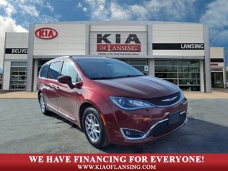 Used 2020 Chrysler Pacifica Touring-L image 1