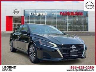 Used 2023 Nissan Altima 2.5 SV image 1