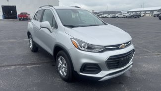 Used 2017 Chevrolet Trax LT w/ LT Convenience Package image 1