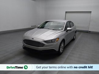Used 2017 Ford Fusion SE image 1