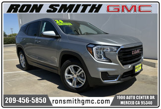 Used 2024 GMC Terrain SLE image 1
