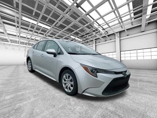 Used 2022 Toyota Corolla LE image 1