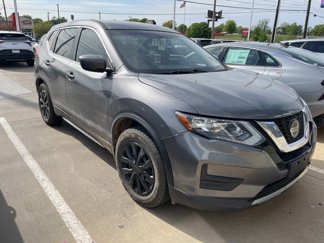 Used 2018 Nissan Rogue S image 1