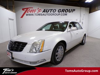 Used 2006 Cadillac DTS image 1