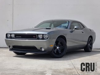 Used 2011 Dodge Challenger R/T image 1