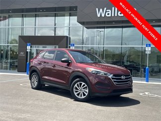 Used 2017 Hyundai Tucson SE image 1