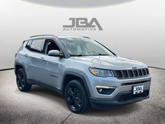 Used 2020 Jeep Compass Latitude image 1