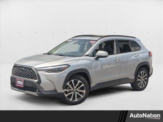 Used 2022 Toyota Corolla Cross XLE image 1