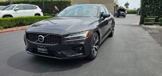 Used 2025 Volvo S60 B5 Core image 1