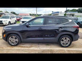 Used 2023 Kia Seltos S image 1