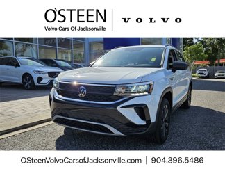 Used 2023 Volkswagen Taos S image 1