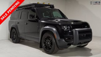 Used 2023 Land Rover Defender 130 SE image 1