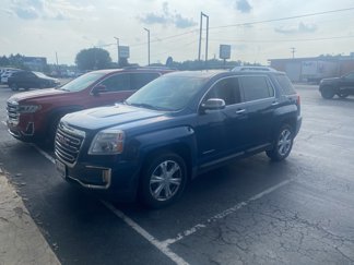 Used 2017 GMC Terrain SLT w/ Open Road Package image 1