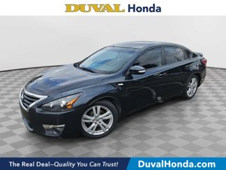 Used 2013 Nissan Altima 3.5 SV image 1