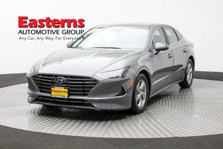 Used 2022 Hyundai Sonata SE image 1