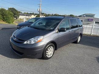 Used 2007 Toyota Sienna LE image 1