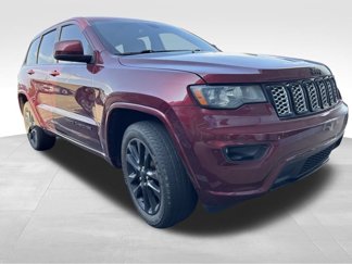 Used 2019 Jeep Grand Cherokee Altitude image 1