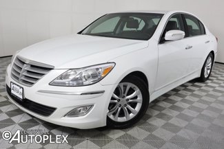 Used 2013 Hyundai Genesis 3.8 image 1