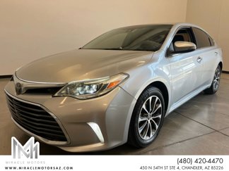 Used 2018 Toyota Avalon XLE image 1