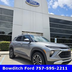 Used 2025 Chevrolet TrailBlazer LT image 1