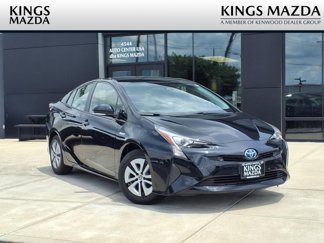 Used 2017 Toyota Prius Four image 1