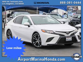 Used 2019 Toyota Camry SE image 1