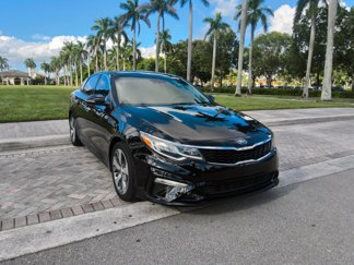 Used 2019 Kia Optima S w/ S Panoramic Sunroof Package image 1