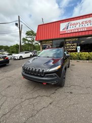 Used 2015 Jeep Cherokee Trailhawk w/ Comfort/Convenience Group image 1