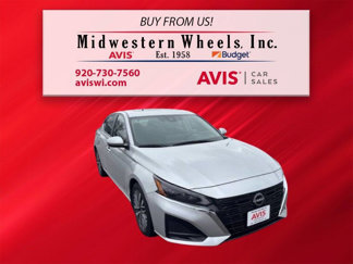 Used 2024 Nissan Altima 2.5 SV w/ SV Premium Package image 1