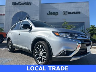 Used 2017 Mitsubishi Outlander ES image 1