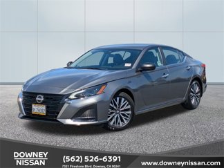 Used 2024 Nissan Altima 2.5 SV image 1