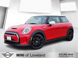 Used 2024 MINI Cooper SE image 1