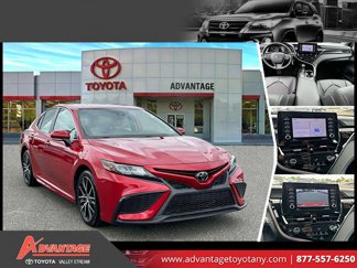 Certified 2022 Toyota Camry SE image 1