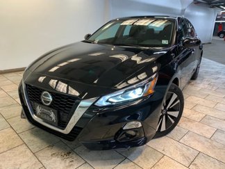 Used 2022 Nissan Altima 2.5 SL image 1