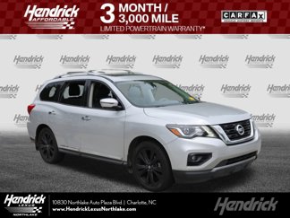 Used 2017 Nissan Pathfinder Platinum image 1