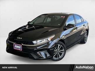 Used 2023 Kia Forte LXS image 1