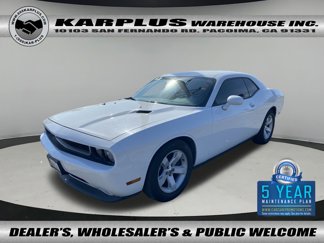 Used 2013 Dodge Challenger SXT image 1