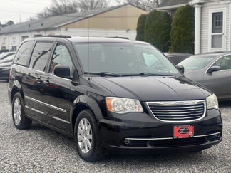 Used 2012 Chrysler Town & Country Touring w/ Entertainment Group #1 image 1