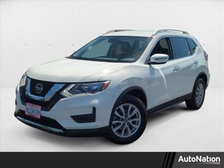 Used 2019 Nissan Rogue SV image 1