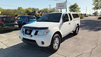 Used 2015 Nissan Frontier SV image 1