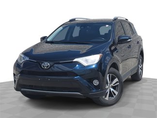 Used 2018 Toyota RAV4 XLE image 1