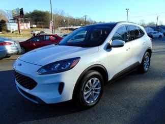 Used 2021 Ford Escape SE w/ Cold Weather Package image 1