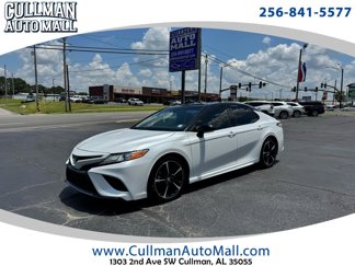 Used 2020 Toyota Camry XSE image 1