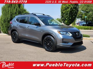 Used 2018 Nissan Rogue SV image 1